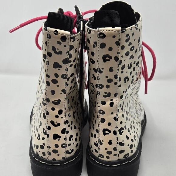 Betsey Johnson Black and white leopard print boots size 8 - Picture 7 of 8